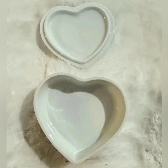 Vintage Precious Moments Heart Trinket Box Jewelry Holder - Picture 4 of 11